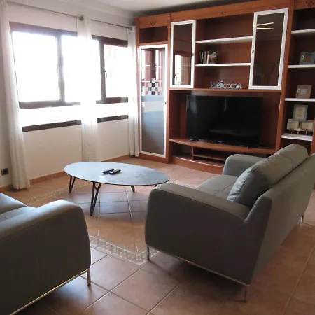 מלון דירות Nautico Suites, Private Room&bathroom (adults Only) 3*