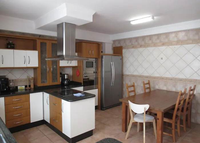 Aparthotel Nautico Suites, Private Room&bathroom (adults Only)